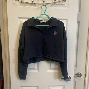 Long sleeve polo sweatshirt cropped